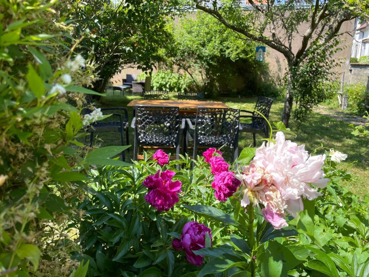 Chambre Privee Vue Sur Le Jardin Proche Centre Ville Besançon Esterno foto